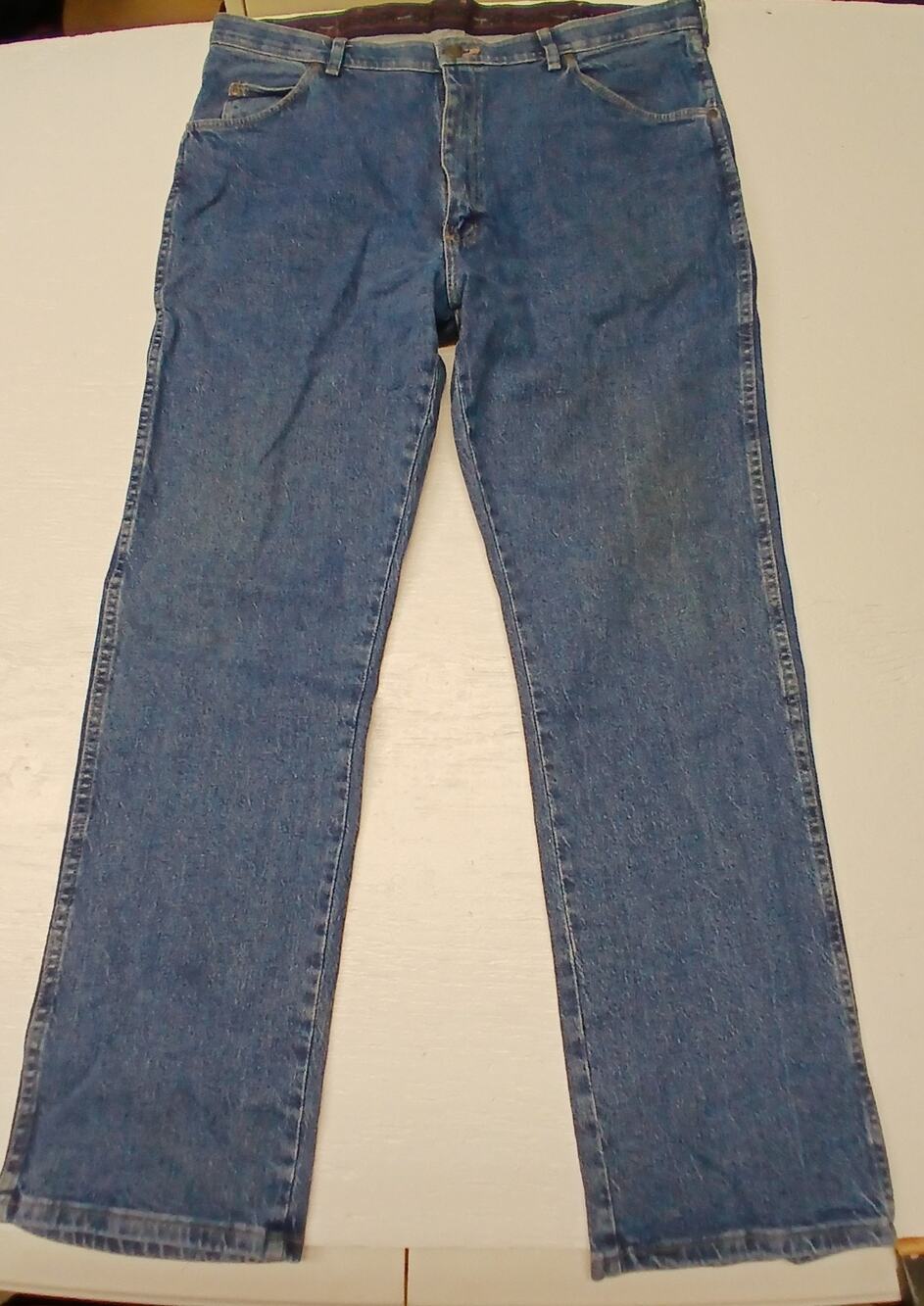 Wrangler (38x32) Men's Straight Blue Denim Jeans